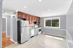 7 Endicott St, Norwood, MA 02062 - Photo 10