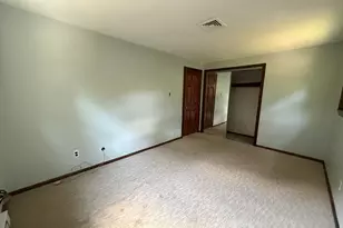 9 Brookdale Cir, Billerica, MA 01821 - Photo 12