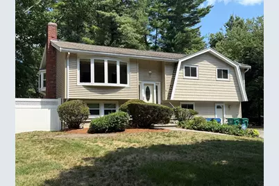 9 Brookdale Circle, Billerica, MA 01821 - Photo 2
