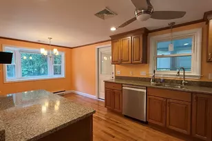 9 Brookdale Cir, Billerica, MA 01821 - Photo 6