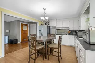 8 Albion St, Methuen, MA 01844 - Photo 14