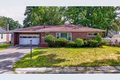 8 Albion St, Methuen, MA 01844 - Photo 1