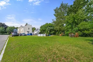 88 Granite St, Leominster, MA 01453 - Photo 10