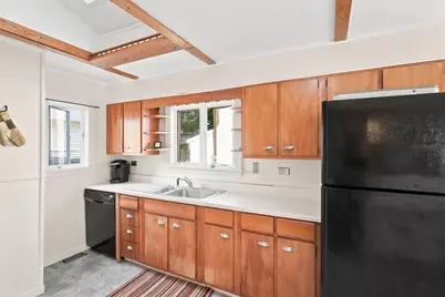 8 Sylvan Street, Gloucester, MA 01930 - Photo 12