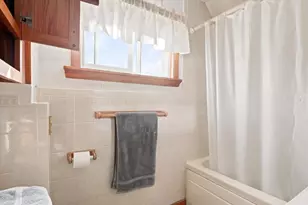 8 Sylvan St, Gloucester, MA 01930 - Photo 22