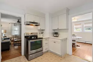 39 Dale St, Medfield, MA 02052 - Photo 14
