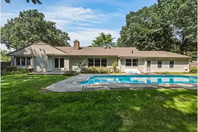 191 Pinewood Dr, Longmeadow, MA 01106 - Photo 4