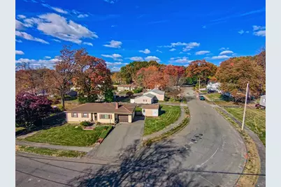 68 Parenteau Dr, Chicopee, MA 01020 - Photo 2