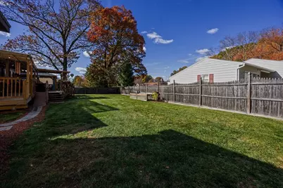 68 Parenteau Dr, Chicopee, MA 01020 - Photo 34