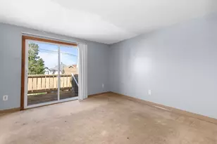 24 Larch St, New Bedford, MA 02740 - Photo 8