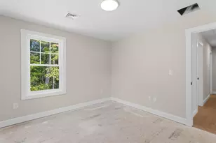 80 Hampstead St, Methuen, MA 01844 - Photo 26