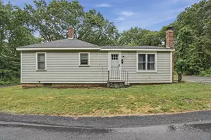 2 Columbus Rd, Plymouth, MA 02360 - Photo 1