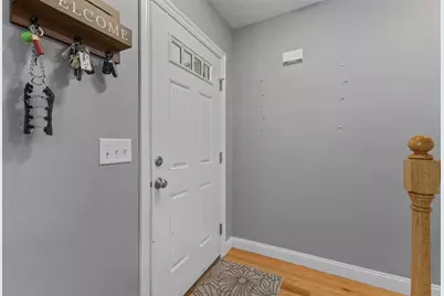57 Martin St #B, Millbury, MA 01527 - Photo 4