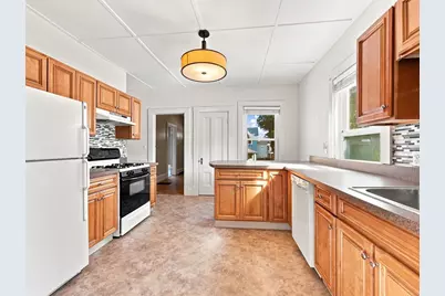 18 Crawford Street, Malden, MA 02148 - Photo 6