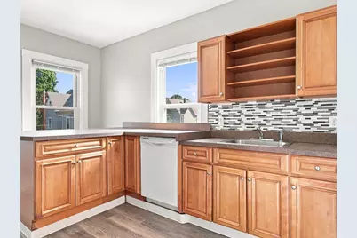 18 Crawford Street, Malden, MA 02148 - Photo 24