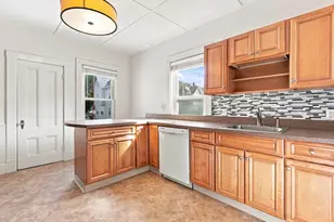 18 Crawford St, Malden, MA 02148 - Photo 10