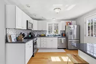 9 Hermon Rd, Lynn, MA 01904 - Photo 8