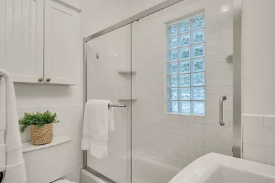 631 Chestnut Hill Ave #631, Brookline, MA 02445 - Photo 18