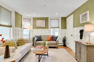 631 Chestnut Hill Ave, Brookline, MA 02445 - Photo 4