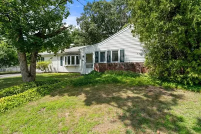 21 Greenleaf Road, Natick, MA 01760 - Photo 2