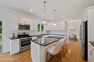 42 Magnolia Way, Bridgewater, MA 02324 - Photo 4