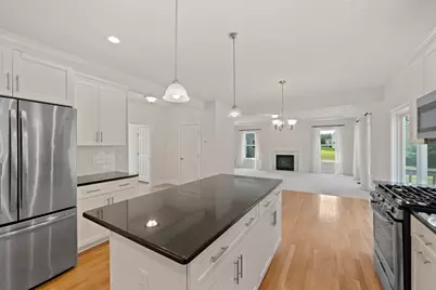 42 Magnolia Way, Bridgewater, MA 02324 - Photo 8