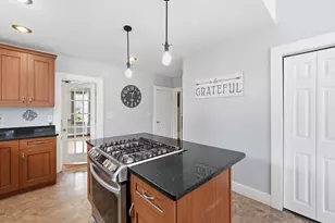 117 Cook Ln, Marlborough, MA 01752 - Photo 8