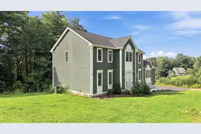 25 Greenbriar Dr, Shrewsbury, MA 01545 - Photo 2