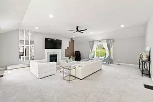 25 Greenbriar Dr, Shrewsbury, MA 01545 - Photo 16