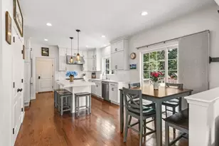 2 Hodgman Wy, Plainville, MA 02762 - Photo 8