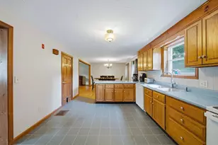 2 Birch St, Oxford, MA 01540 - Photo 12