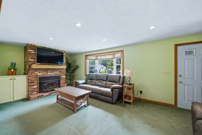 2 Birch St, Oxford, MA 01540 - Photo 6