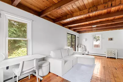 10 Daisy Ln, Yarmouth, MA 02664 - Photo 8