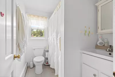 10 Daisy Ln, Yarmouth, MA 02664 - Photo 16