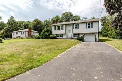 21 Evergreen Drive, Swansea, MA 02777 - Photo 2