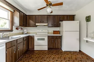 21 Evergreen Drive, Swansea, MA 02777 - Photo 14
