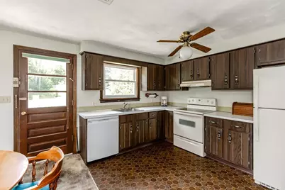 21 Evergreen Drive, Swansea, MA 02777 - Photo 12