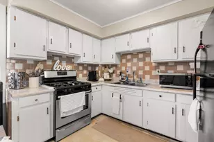 95 Flint St, Fall River, MA 02723 - Photo 4