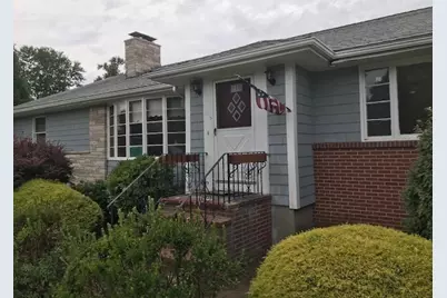 115 Vine Street #1, Saugus, MA 01906 - Photo 2