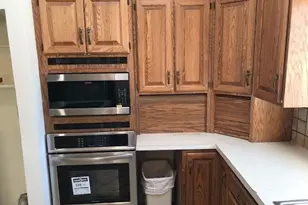 115 Vine St, Saugus, MA 01906 - Photo 10