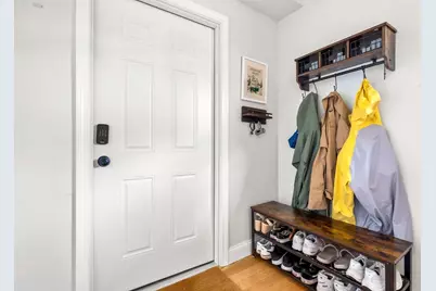 84 Burrill Ave #3, Lynn, MA 01902 - Photo 6