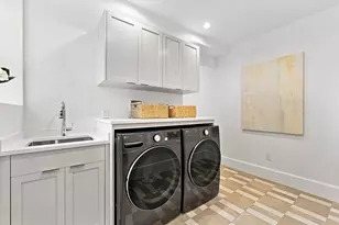 13 Hubbard Ave, Cambridge, MA 02140 - Photo 36