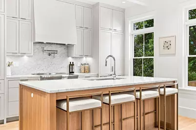 13 Hubbard Avenue #13, Cambridge, MA 02140 - Photo 10