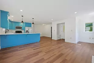 109 Pine St, Franklin, MA 02038 - Photo 8