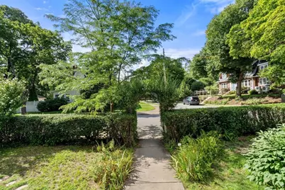50 Brewster Road, Newton, MA 02461 - Photo 32