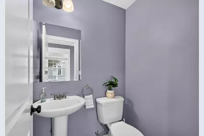 89 Overland Rd #2, Waltham, MA 02451 - Photo 10
