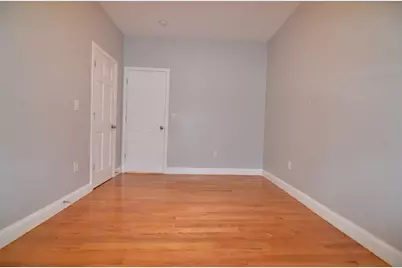 2 Antwerp St #1, Milton, MA 02186 - Photo 6
