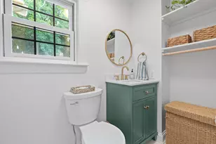 31 Merrimac St, Amesbury, MA 01913 - Photo 14