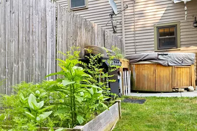 31 Merrimac St #31, Amesbury, MA 01913 - Photo 26