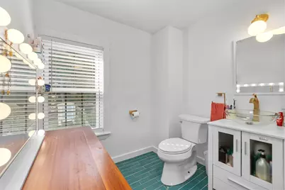 31 Merrimac St #31, Amesbury, MA 01913 - Photo 16